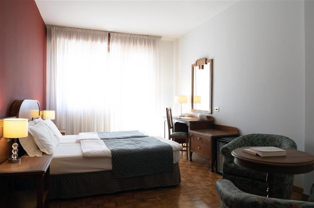Hotel Du Lac - Relax Attitude Hotel Brenzone sul Garda Buitenkant foto