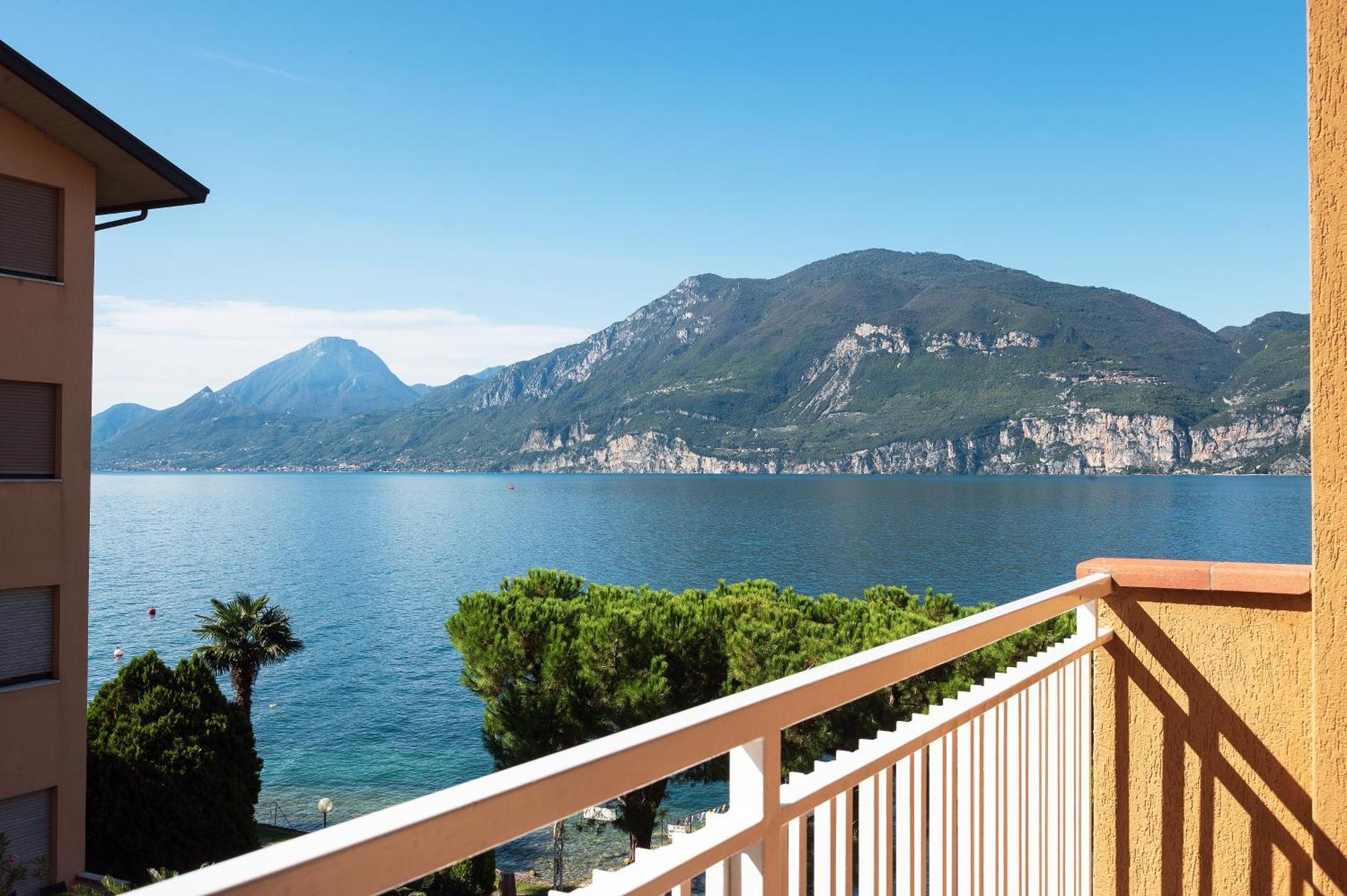 Hotel Du Lac - Relax Attitude Hotel Brenzone sul Garda Kamer foto