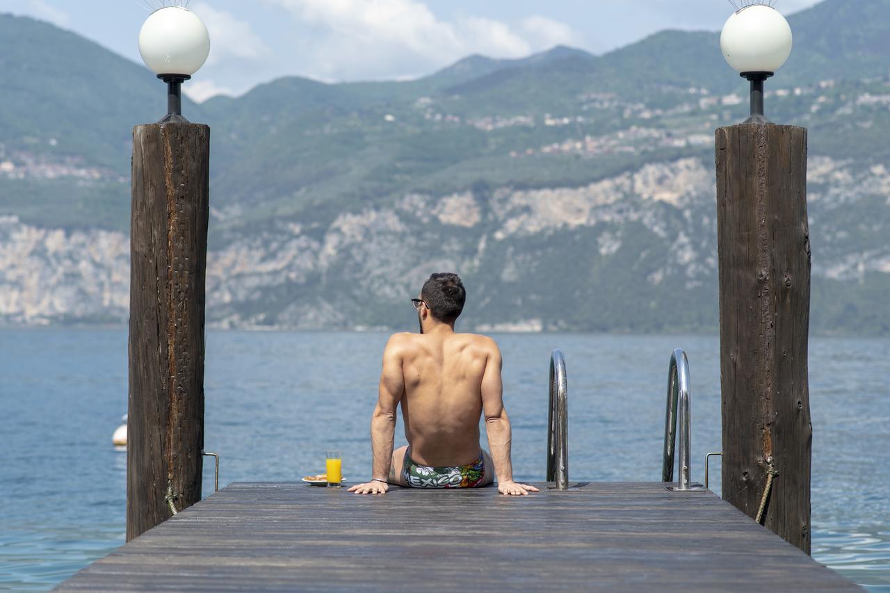 Hotel Du Lac - Relax Attitude Hotel Brenzone sul Garda Buitenkant foto